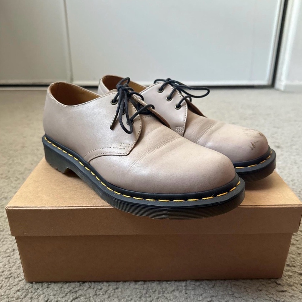 Dr. Martens Women's Lace-Up oxfords in Light Taupe with Black Soles